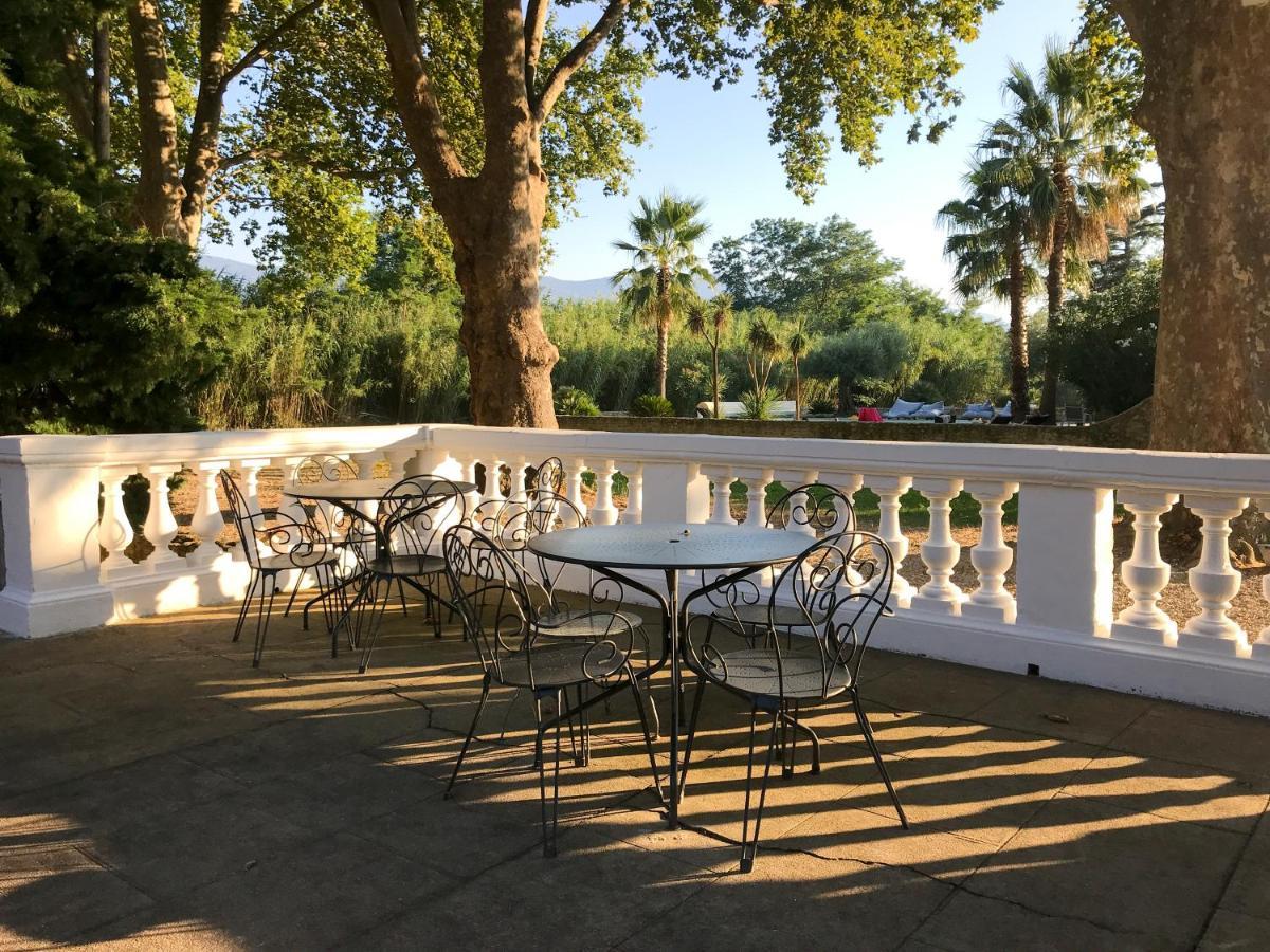 Domaine Castell De Bles Bed & Breakfast Saint-Genis-des-Fontaines Bagian luar foto