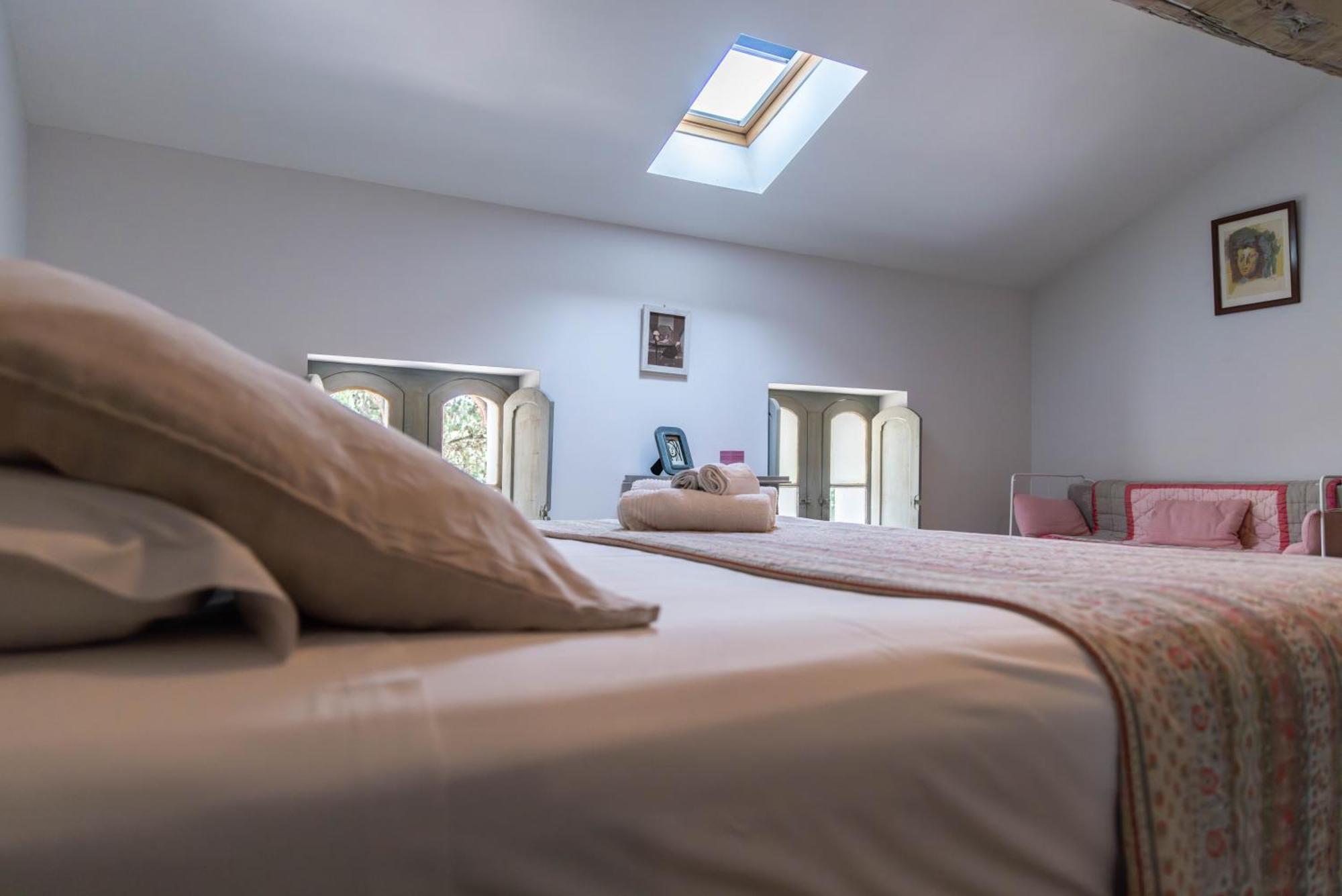 Domaine Castell De Bles Bed & Breakfast Saint-Genis-des-Fontaines Ruang foto
