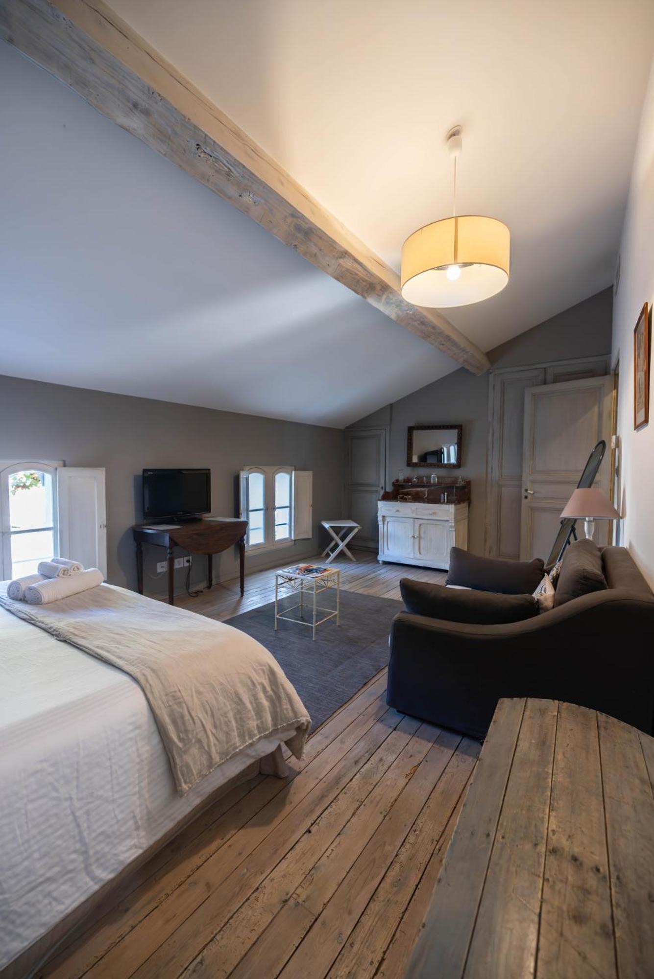 Domaine Castell De Bles Bed & Breakfast Saint-Genis-des-Fontaines Ruang foto